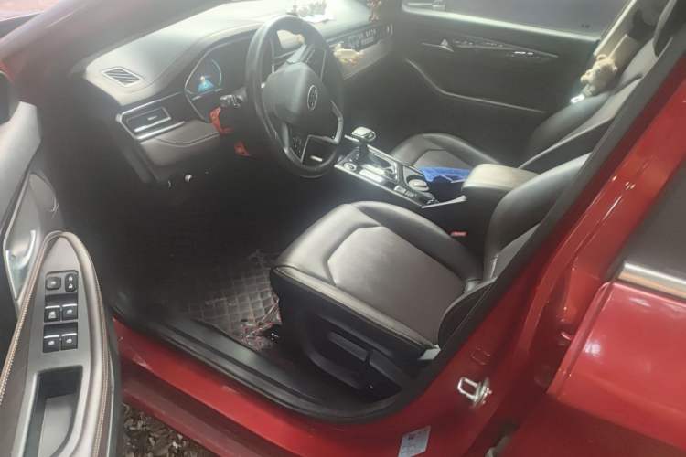 Used JAC Group J7 2020 1.5T CVT Superior Trim Driver Seat