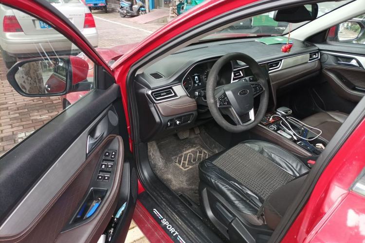 Used JAC Group J7 2020 1.5T CVT Elite Model Driver Seat