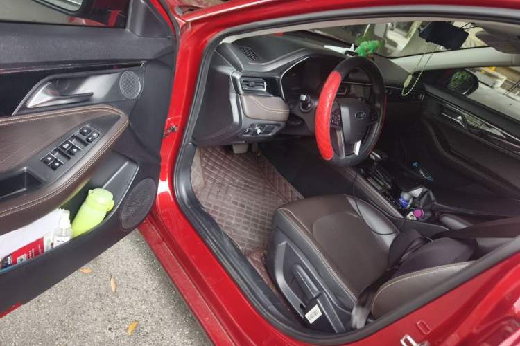 Used JAC Group J7 2020 1.5T CVT Superior Trim Driver Seat