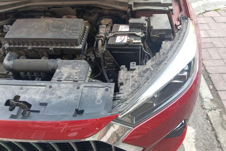 Used JAC Group J7 2020 1.5T CVT Superior Trim Engine Bay Left