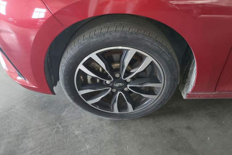 Used JAC Group J7 2020 1.5T CVT Dream Edition Exterior 4