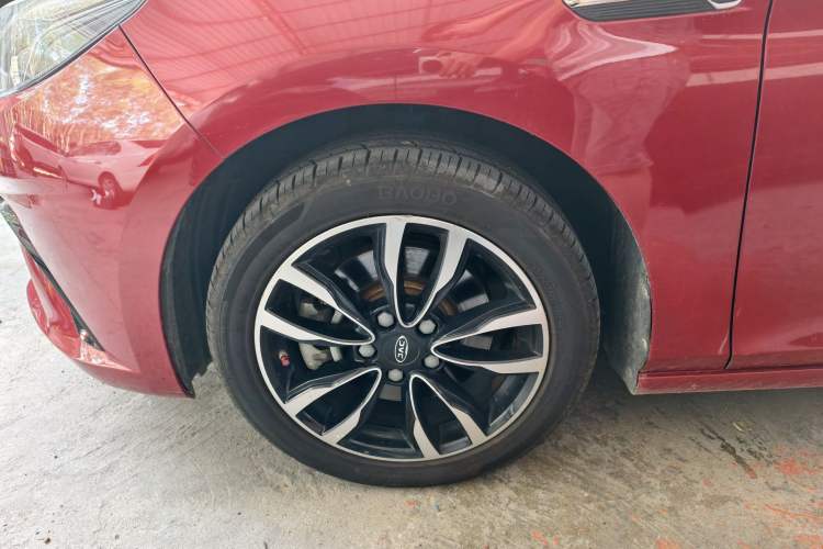 Used JAC Group J7 2020 1.5T CVT Elite Model Exterior 4