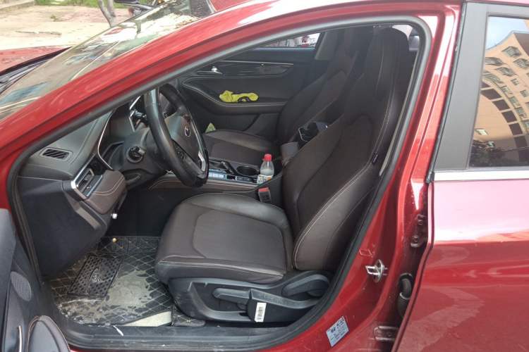 Used JAC Group J7 2020 1.5T CVT Superior Trim Left Front Seat
