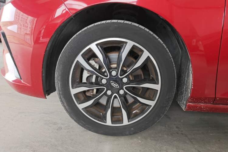 Used JAC Group J7 2020 1.5T CVT Dream Edition Left Front Wheel Hub