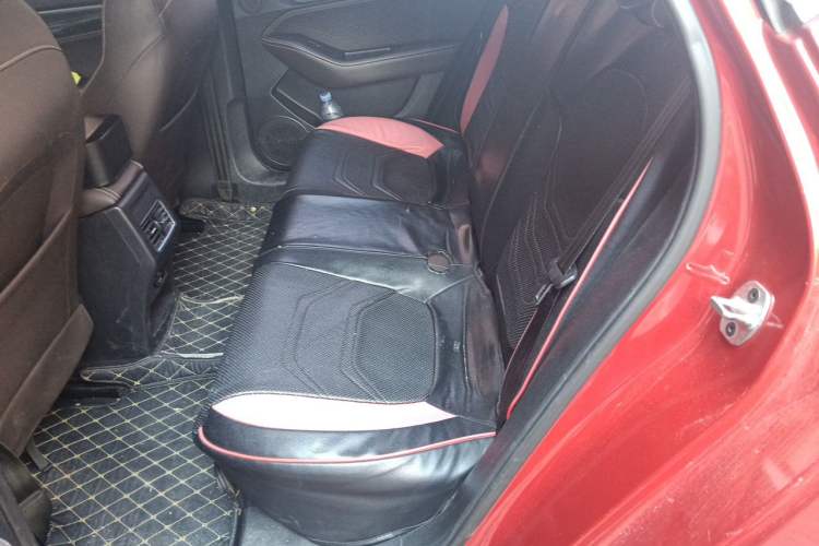 Used JAC Group J7 2020 1.5T CVT Superior Trim Left Rear Seat