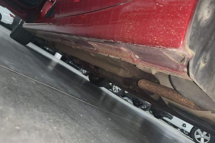 Used JAC Group J7 2020 1.5T CVT Dream Edition Left Side Sill