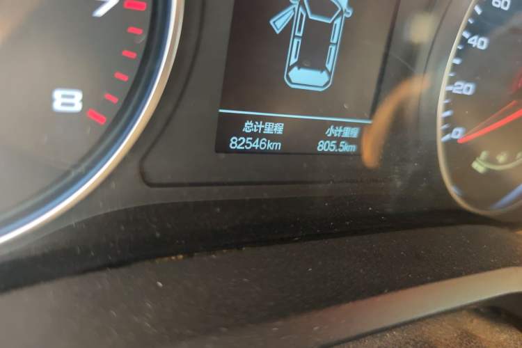 Used JAC Group J7 2020 1.5T Manual Elite Edition Odometer Close Up
