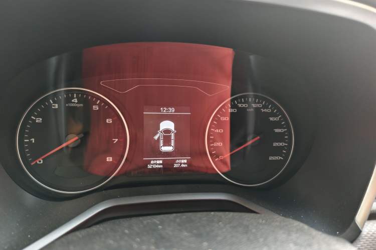 Used JAC Group J7 2020 1.5T CVT Elite Model Odometer Close Up
