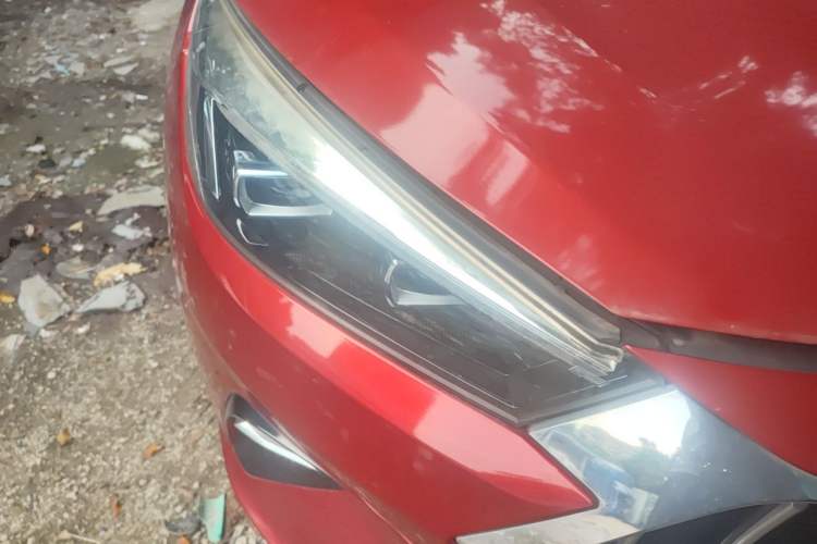 Used JAC Group J7 2020 1.5T CVT Superior Trim Right Front Headlight