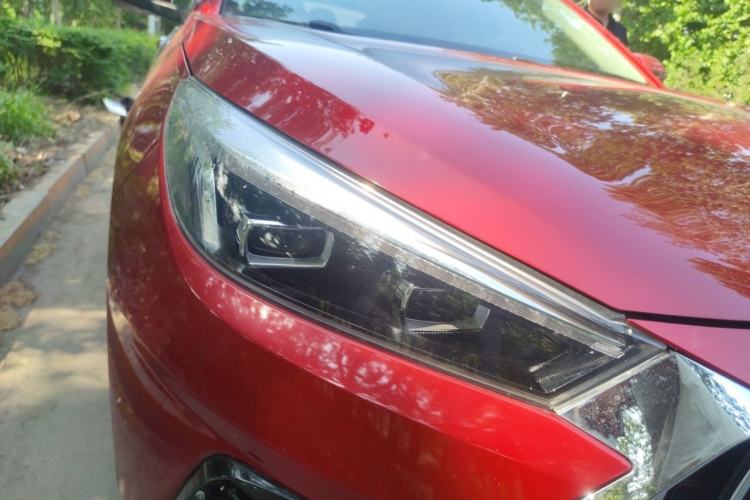 Used JAC Group J7 2020 1.5T CVT Superior Trim Right Front Headlight