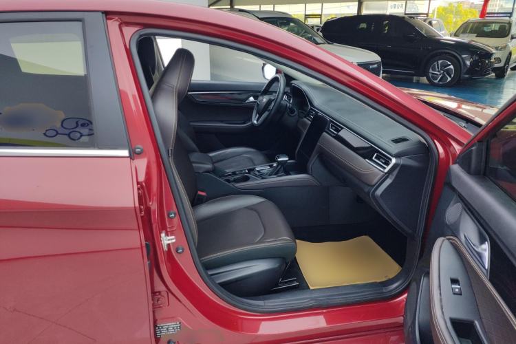 Used JAC Group J7 2020 1.5T CVT Superior Trim Right Front Seat