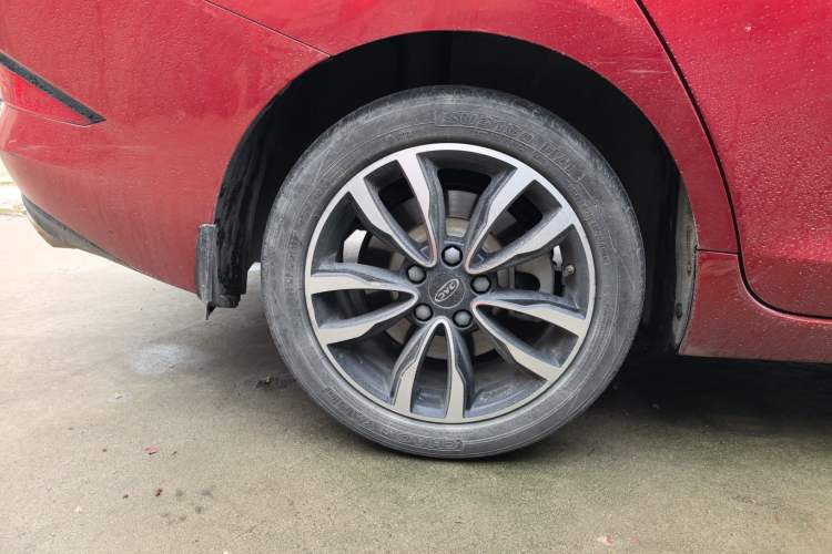 Used JAC Group J7 2020 1.5T CVT Superior Trim Right Rear Wheel Hub