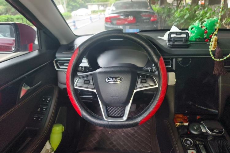 Used JAC Group J7 2020 1.5T CVT Superior Trim Steering Wheel