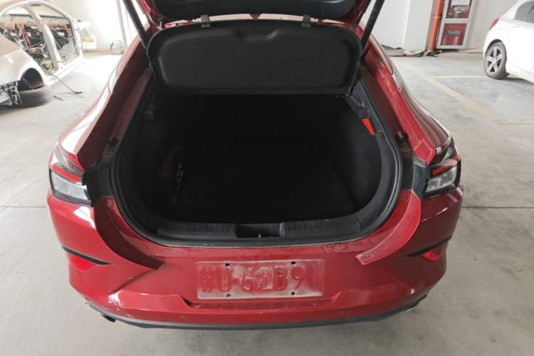Used JAC Group J7 2020 1.5T CVT Dream Edition Trunk