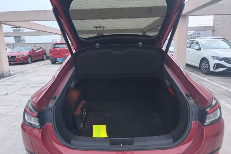Used JAC Group J7 2020 1.5T CVT Dream Edition Trunk
