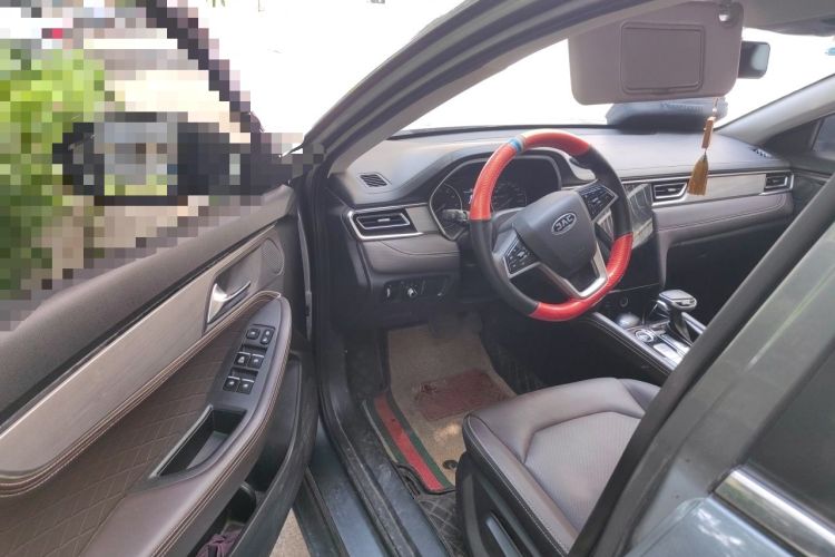 Used JAC Group J7 2020 1.5T CVT Elite Model Driver Seat