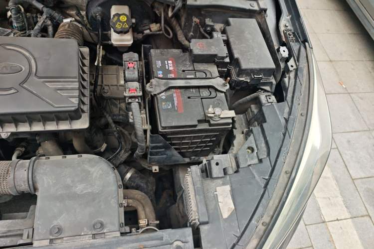 Used JAC Group J7 2020 1.5T CVT Superior Trim Engine Bay Left