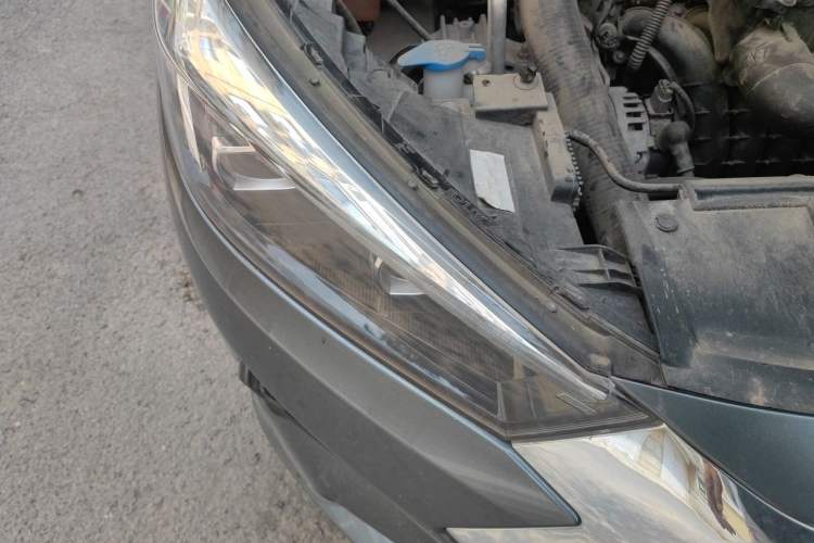 Used JAC Group J7 2020 1.5T CVT Elite Model Right Front Headlight