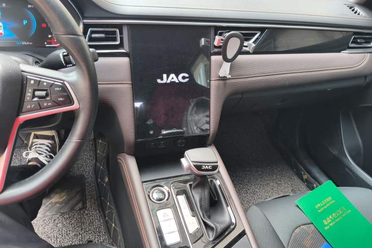 Used JAC Group J7 2020 1.5T CVT Superior Trim Audio And AC Panel