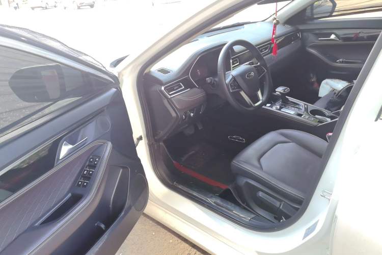 Used JAC Group J7 2020 1.5T CVT Superior Trim Driver Seat