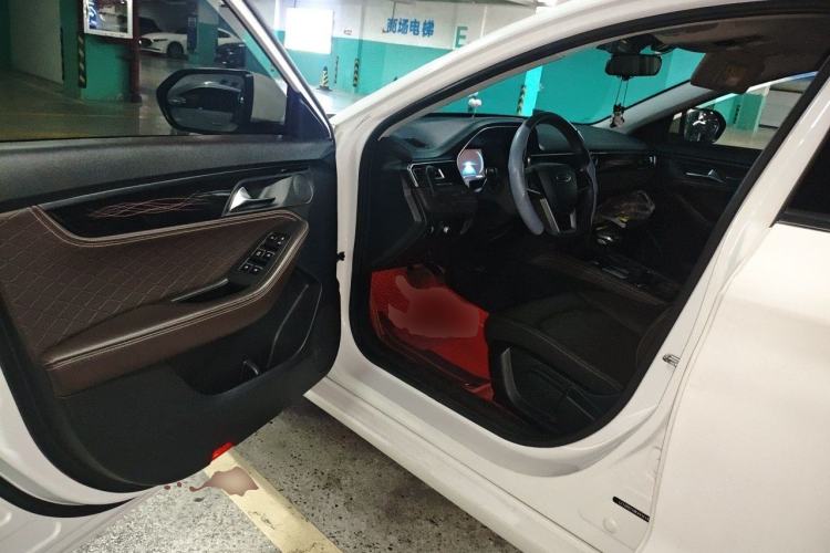 Used JAC Group J7 2020 1.5T CVT Superior Trim Driver Seat