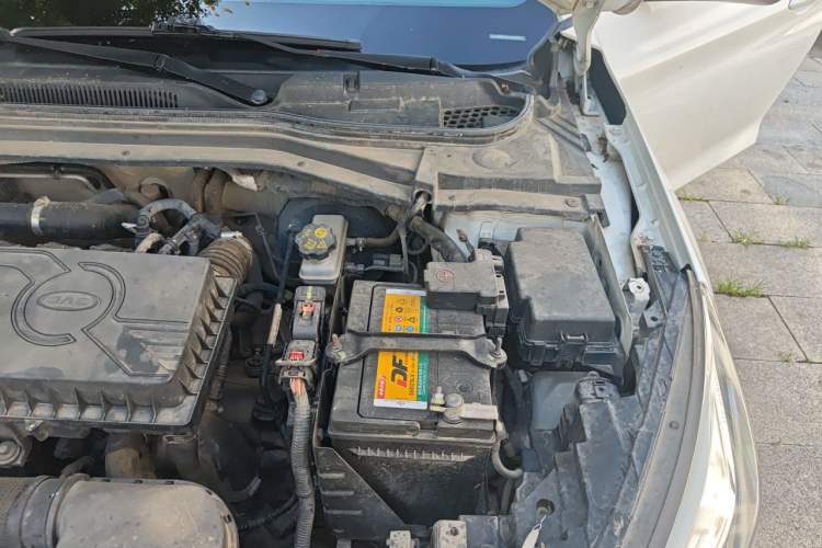 Used JAC Group J7 2020 1.5T Manual Overdrive Version Engine Bay Left