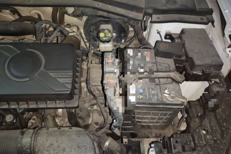 Used JAC Group J7 2020 1.5T CVT Superior Trim Engine Bay Left