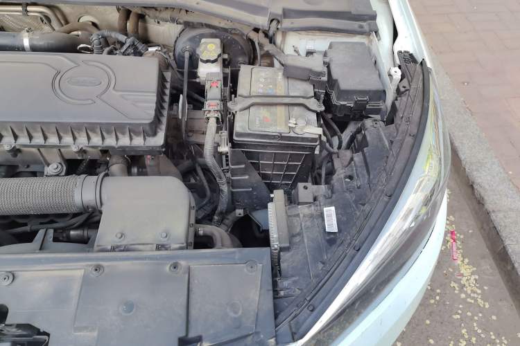 Used JAC Group J7 2020 1.5T CVT Superior Trim Engine Bay Left