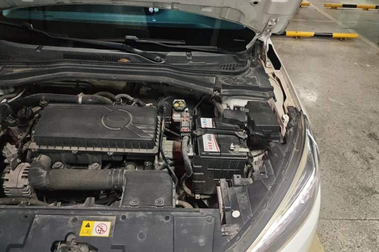 Used JAC Group J7 2020 1.5T CVT Superior Trim Engine Bay Left