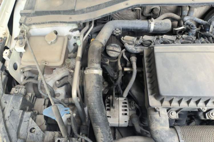 Used JAC Group J7 2020 1.5T CVT Superior Trim Engine Bay Right