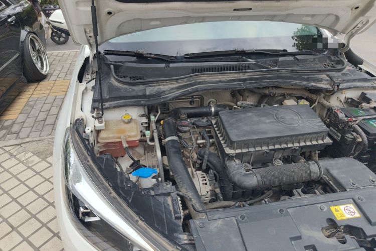Used JAC Group J7 2020 1.5T CVT Superior Trim Engine Bay Right