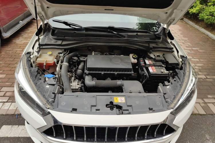 Used JAC Group J7 2020 1.5T CVT Superior Trim Engine Bay