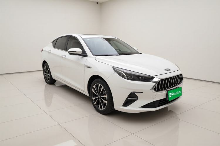 Used JAC Group J7 2020 1.5T CVT Superior Trim Front Right 45 Deg