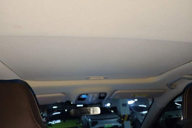 Used JAC Group J7 2020 1.5T CVT Elite Model Headliner