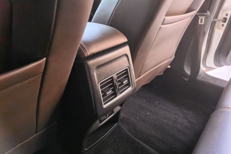 Used JAC Group J7 2020 1.5T CVT Beyond+ Trim Interior 2