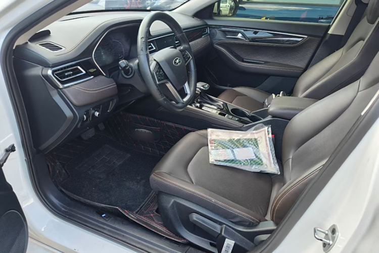 Used JAC Group J7 2020 1.5T CVT Superior Trim Interior 3