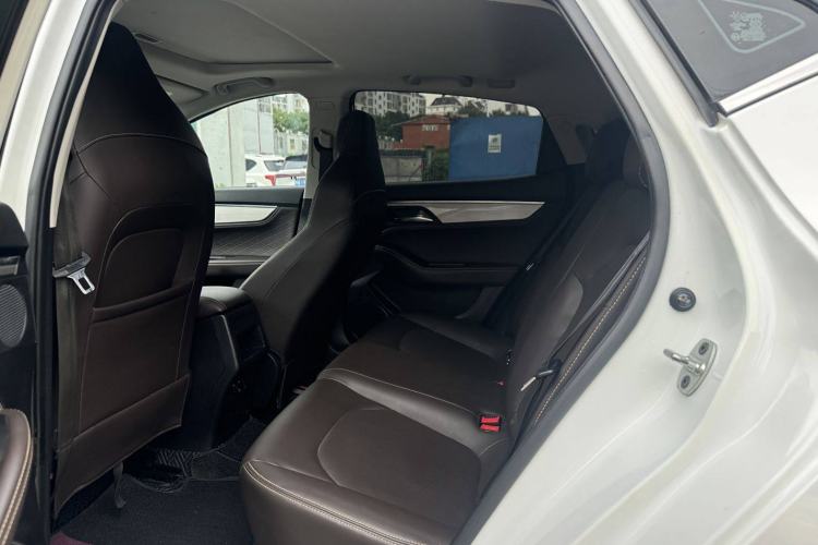 Used JAC Group J7 2020 1.5T CVT Elite Model Interior 4