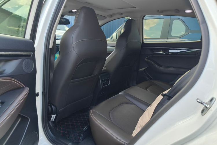 Used JAC Group J7 2020 1.5T CVT Superior Trim Interior 5