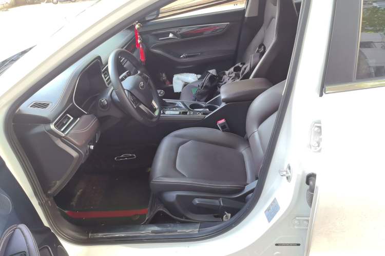 Used JAC Group J7 2020 1.5T CVT Superior Trim Left Front Seat
