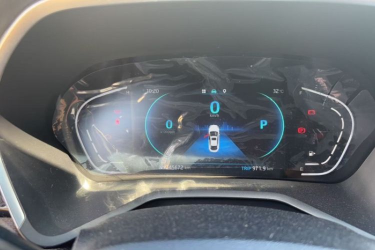 Used JAC Group J7 2020 1.5T CVT Superior Trim Odometer Close Up