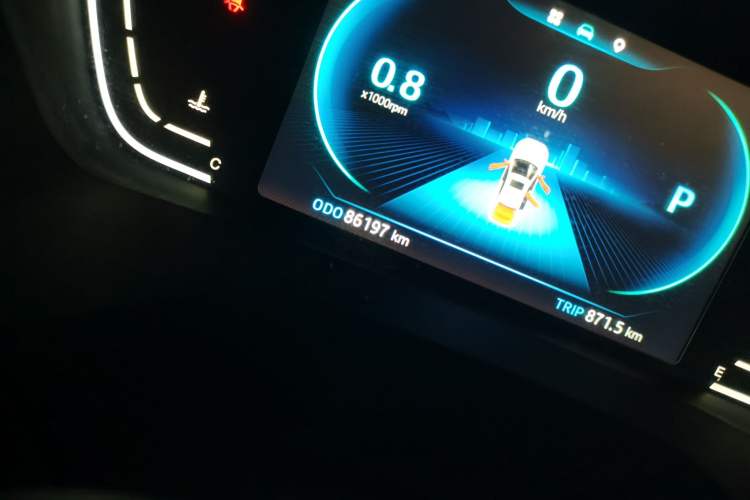 Used JAC Group J7 2020 1.5T CVT Superior Trim Odometer Close Up