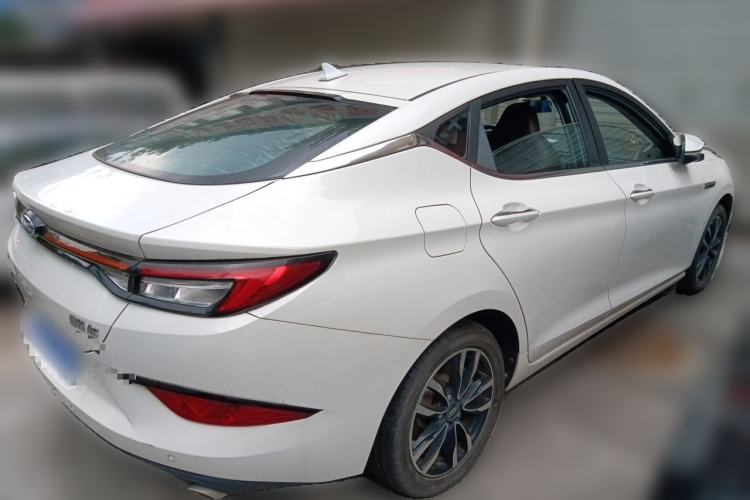 Used JAC Group J7 2020 1.5T CVT Elite Model Rear Right 45 Deg