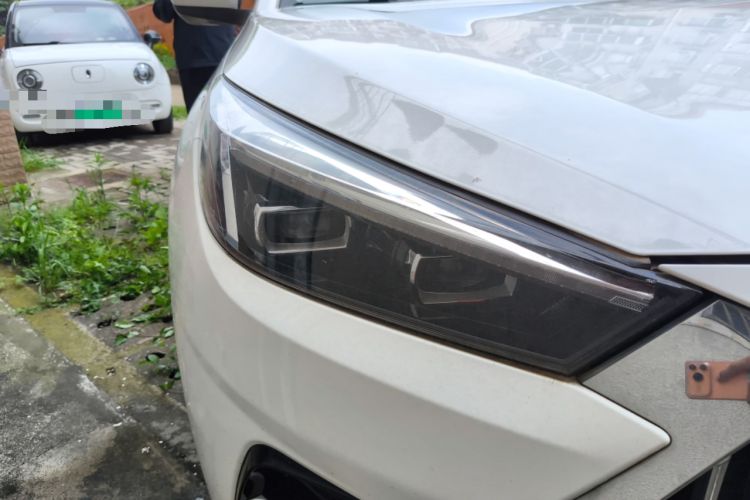 Used JAC Group J7 2020 1.5T CVT Superior Trim Right Front Headlight