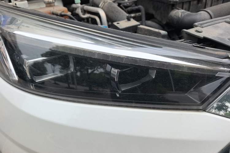 Used JAC Group J7 2020 1.5T Manual Elite Edition Right Front Headlight