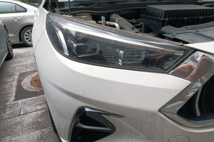 Used JAC Group J7 2020 1.5T CVT Elite Model Right Front Headlight