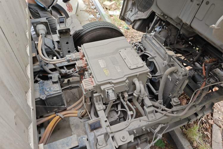 Used JAC Group Kaida U7  Engine Bay Right