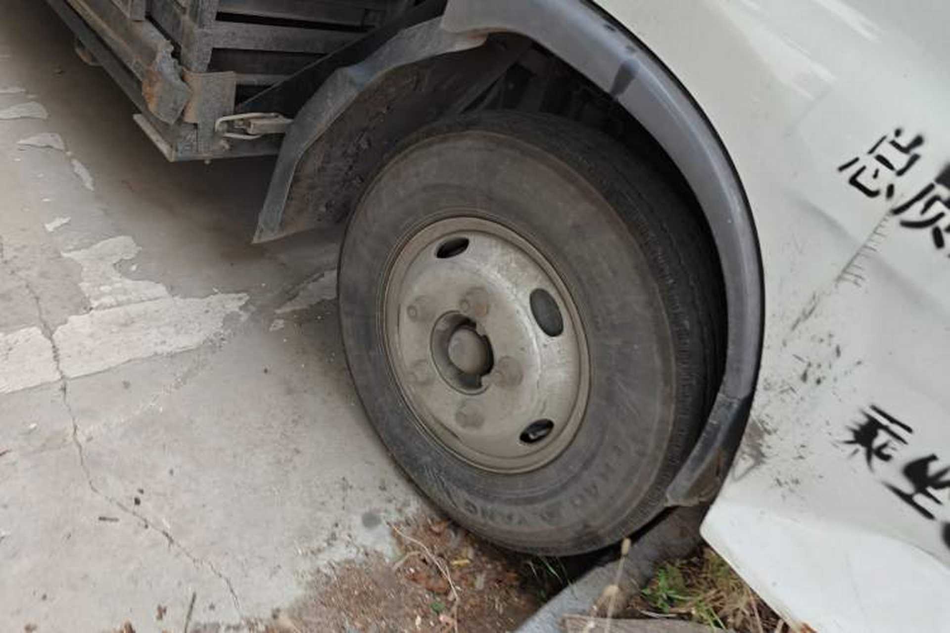 Used JAC Group Kaida U7  Right Front Wheel Hub