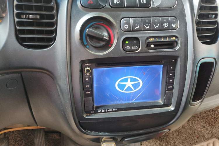 Used JAC Group Refine 2008 2.0L Shuttle Gasoline Basic Version with Single Air Conditioner Audio And AC Panel