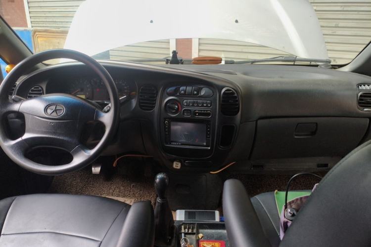Used JAC Group Refine 2008 2.0L Shuttle Gasoline Basic Version with Single Air Conditioner Center Console