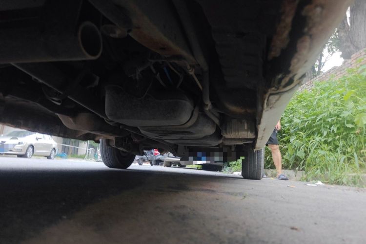 Used JAC Group Refine  Chassis Front Left